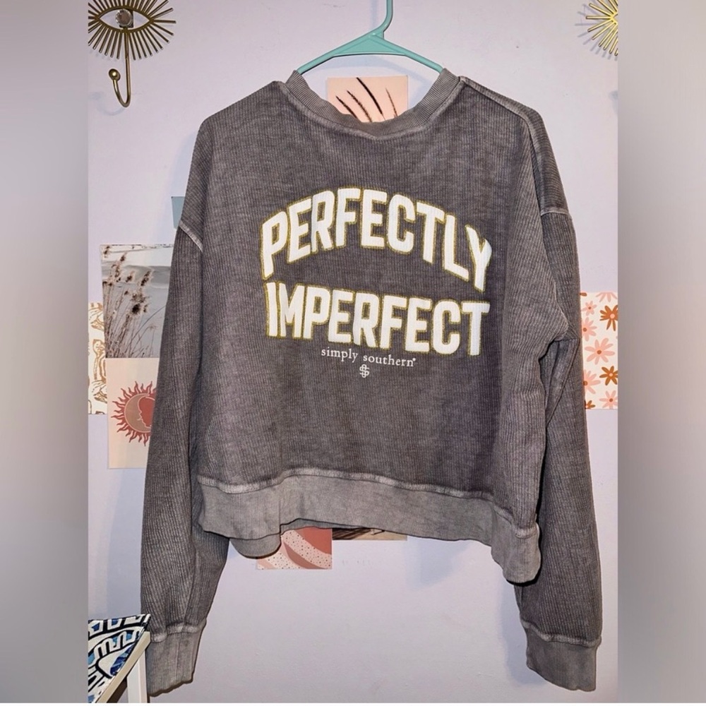 Simply Souther Perfectly Imperfect Pullover - Picture 3 of 4